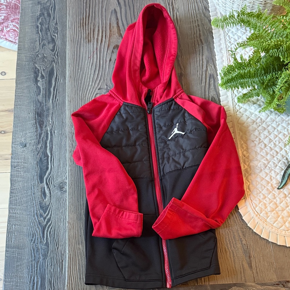 Boys Nike Jordan Red and Black Zip-Up Hoodie size 8-10/S